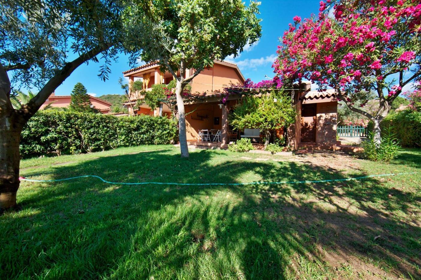 Villette Marina Costa Rei Luaran gambar